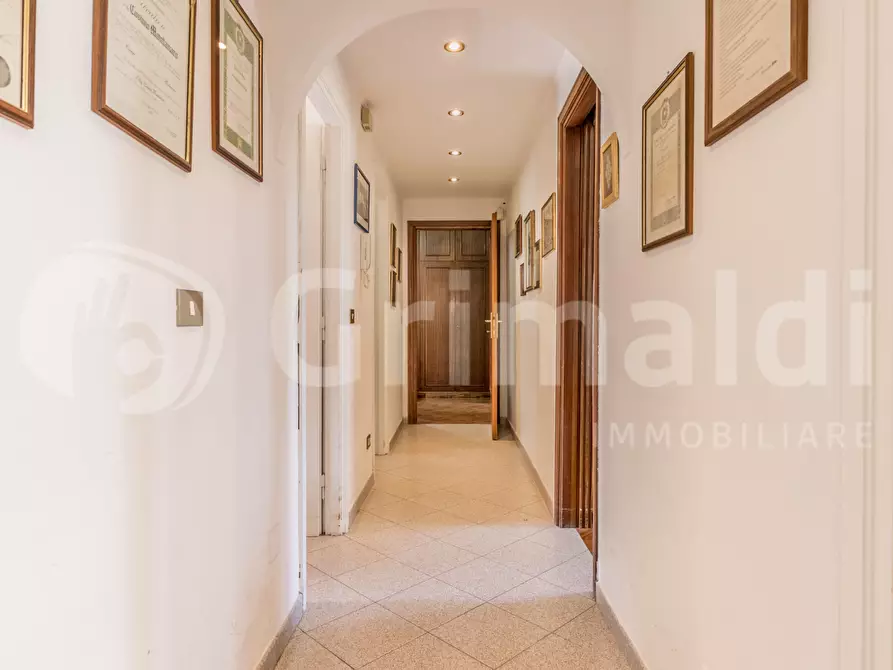 Immagine 32 di Appartamento in vendita  in Via Verolengo, 1 a Roma