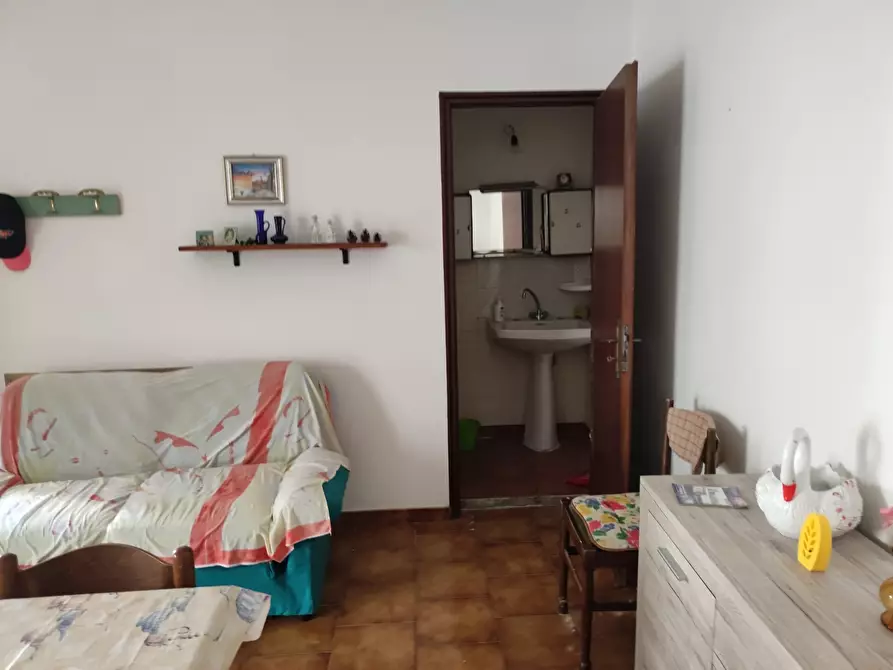 Immagine 6 di Appartamento in vendita  in Vico III MILANO, 6/8 a Girifalco