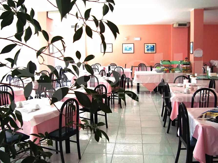 Immagine 5 di Albergo/B&B/Residence in vendita  in Via G. Marconi, 0 a Tortoreto
