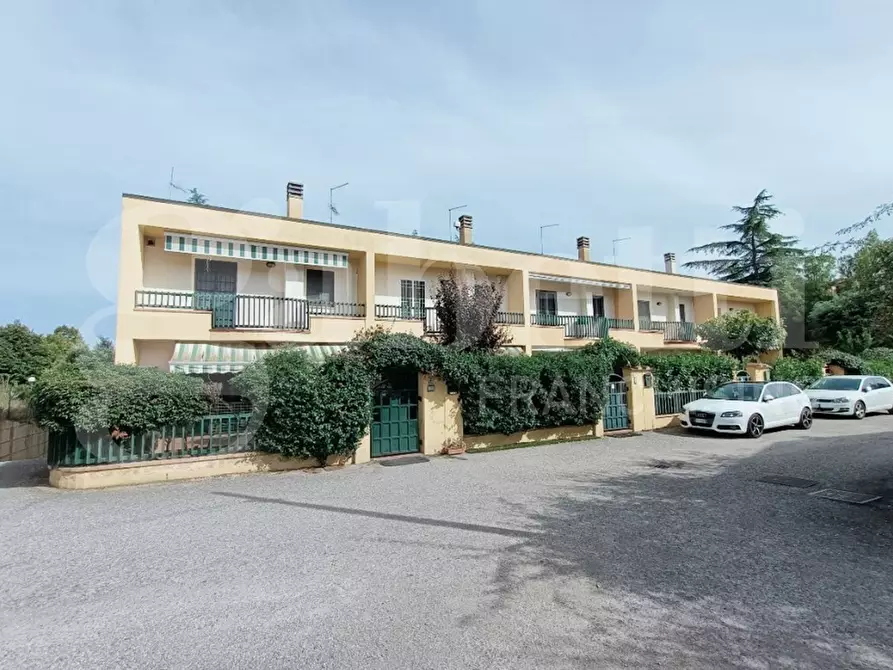 Immagine 6 di Villetta a schiera in vendita  in Via GIUSEPPE DI VITTORIO, 26 a Torgiano