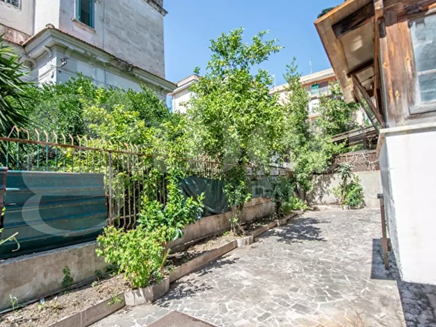 Immagine 6 di Villa in vendita  in Via Carlo de Marco a Napoli