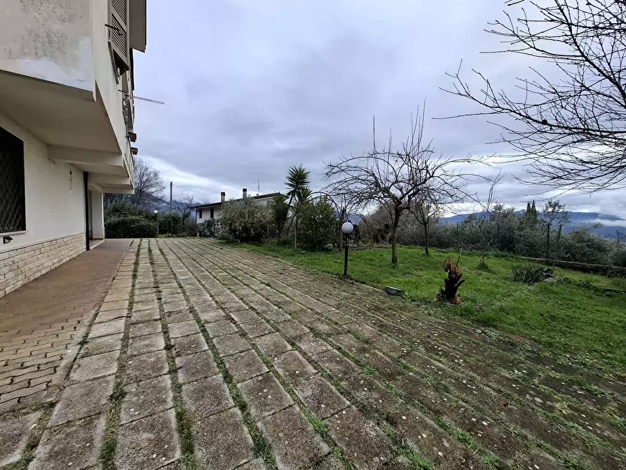 Immagine 7 di Villa in vendita  in Via INCORONATA, SNC a Sora