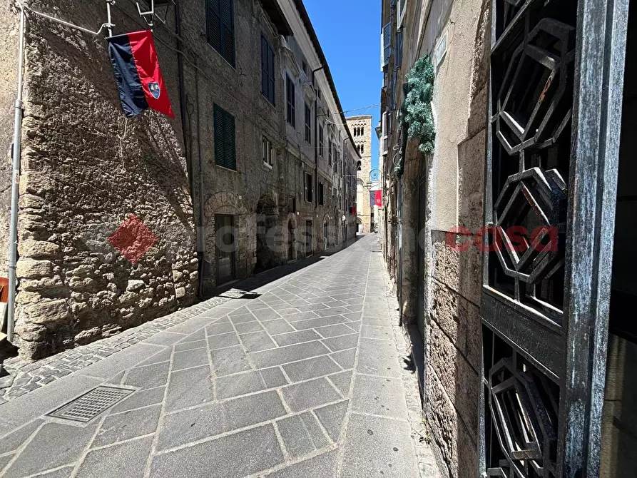 Immagine 1 di Negozio in affitto  in Strada Vittorio Emanuele, snc a Anagni