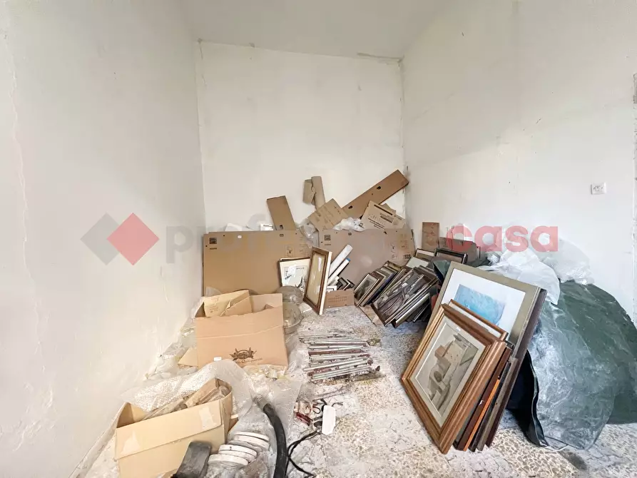 Immagine 5 di Laboratorio in vendita  in Via Viscardi, 9 a Rieti