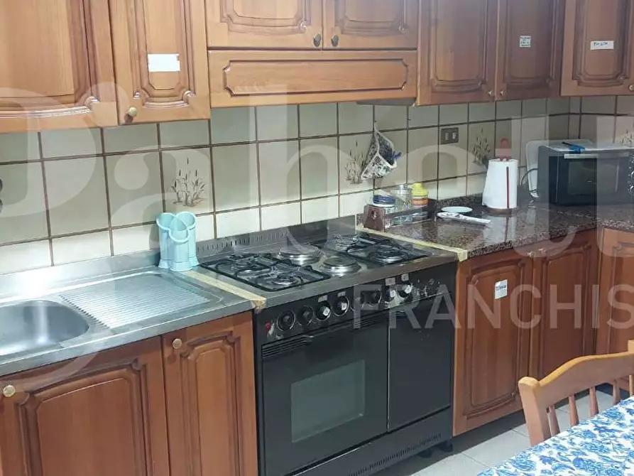 Immagine 10 di Appartamento in affitto  in Via GIUSEPPE MARIA MUSCARI, 12 a Catanzaro