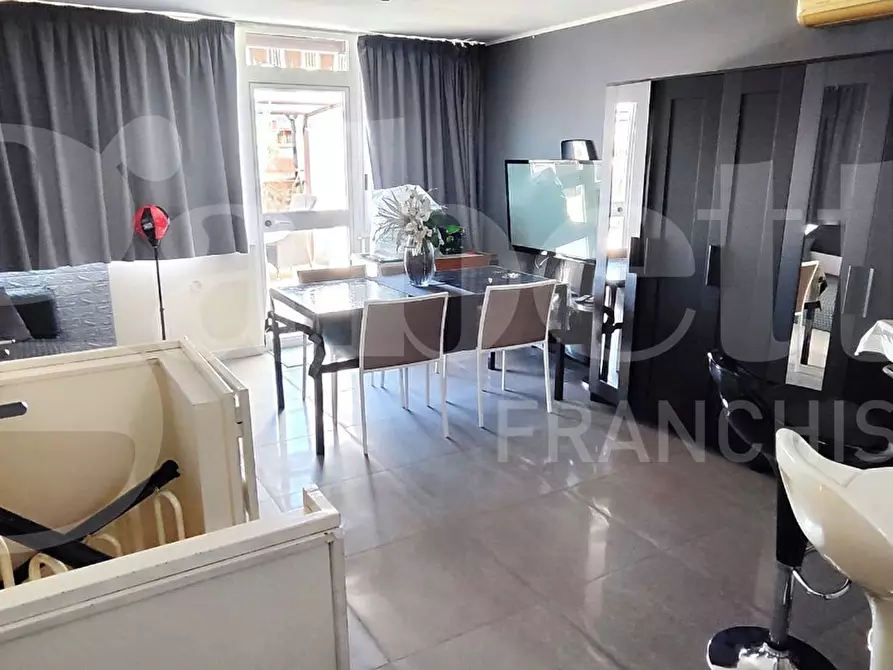 Immagine 18 di Appartamento in vendita  in Via torino a Napoli