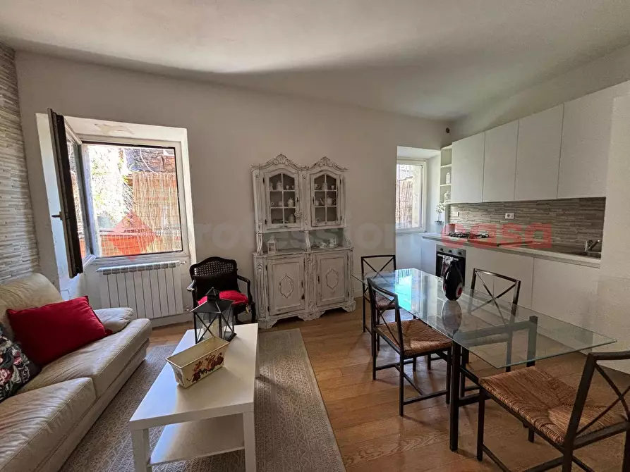 Immagine 30 di Appartamento in vendita  in Via Dante, 51 a Anagni