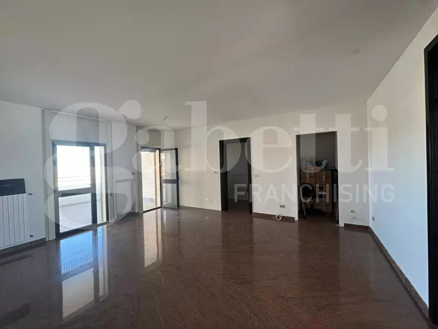 Immagine 8 di Appartamento in vendita  in Via Cesare Diomede Fresa a Bari