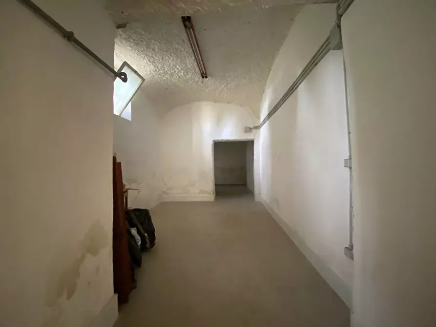 Immagine 13 di Magazzino in vendita  in Via Bruno Buozzi, 17 a San Giorgio A Cremano