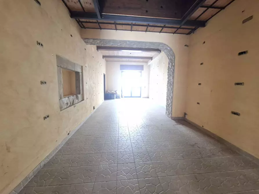 Immagine 15 di Negozio in vendita  in Via Firenze, 13 a Sora