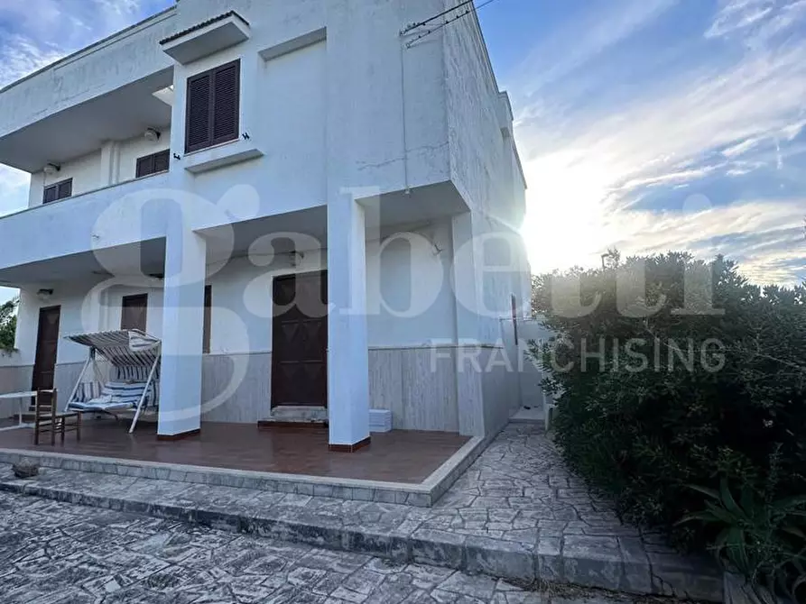 Immagine 1 di Villa in vendita  in Via Residence Porticciolo, sn a Ostuni