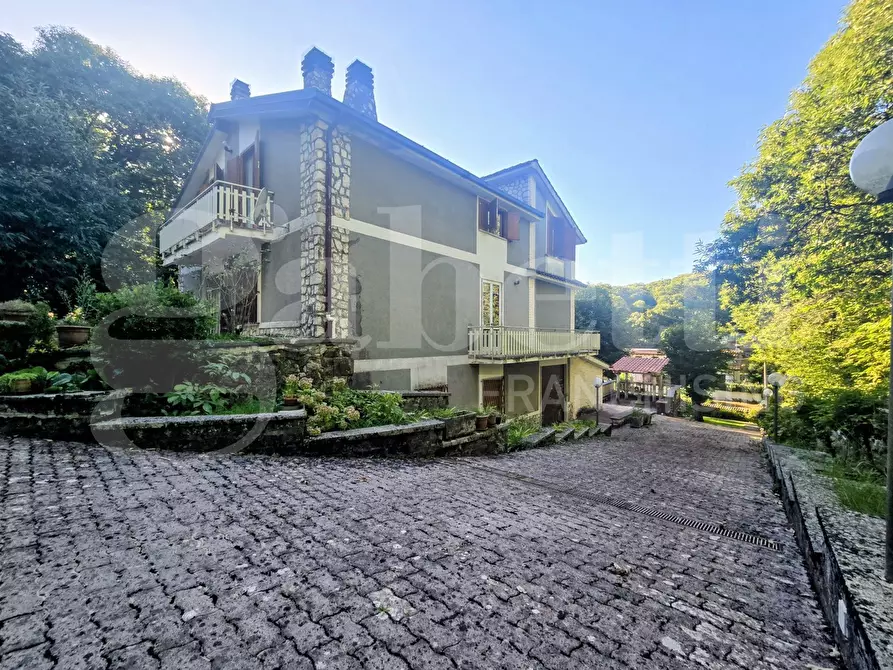 Immagine 14 di Villa in vendita  in Via Roccamassima a Segni