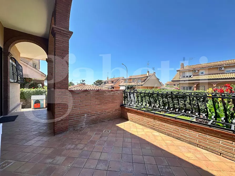 Immagine 9 di Casa bifamiliare in vendita  in Viale corona boreale, 150 a Ardea