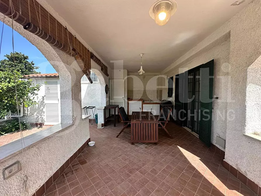 Immagine 5 di Villa in vendita  in Via neto, 17 a Ardea