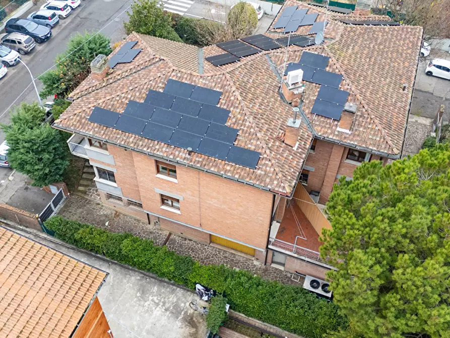 Immagine 4 di Casa bifamiliare in vendita  in Via Reggio Emilia, 35 a San Lazzaro Di Savena