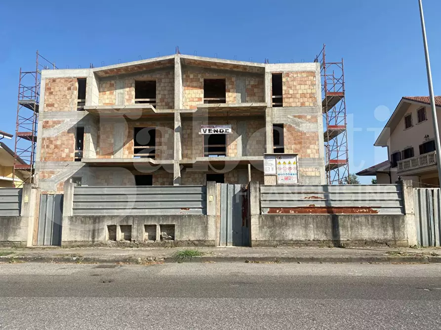 Immagine 1 di Casa indipendente in vendita  in Via Pietro Nenni, 4 a Lamezia Terme