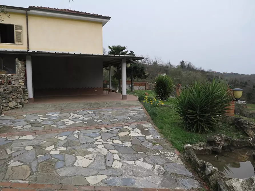 Immagine 1 di Casa indipendente in vendita  in Via aurelia, 4 a Vezzano Ligure