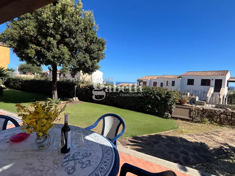 Immagine 4 di Villa in vendita  in Via Diomede, 13 a Budoni