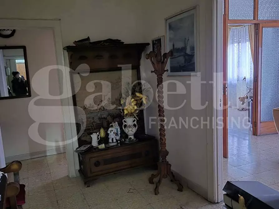 Immagine 10 di Appartamento in vendita  in Via De Simone, 27 a Torre Annunziata