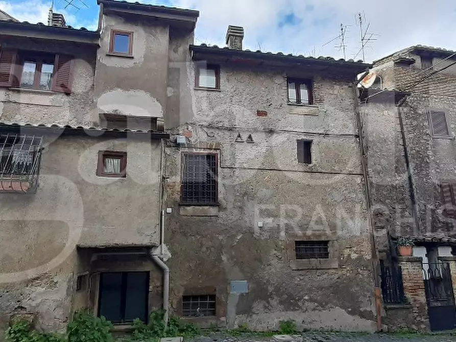 Immagine 4 di Appartamento in vendita  in Via CANALE, 00 a Manziana