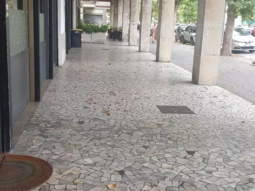 Immagine 3 di Bar / Ristorante in vendita  in Piazza Vega, 10 a Roma