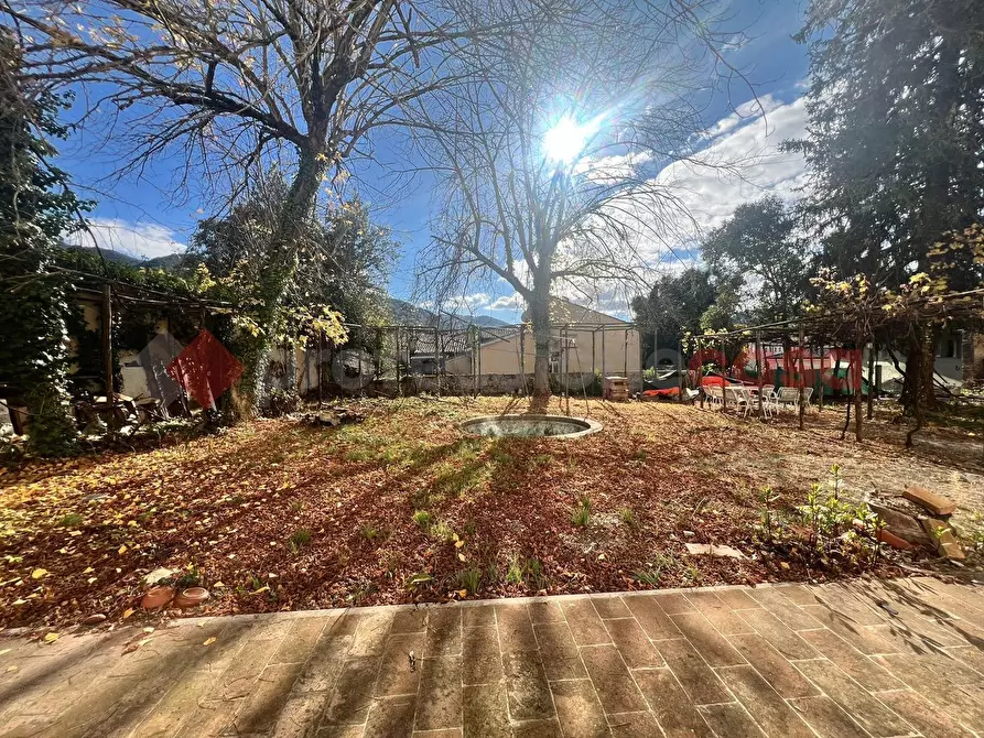 Immagine 7 di Appartamento in vendita  in Via Fior Di Spina Lauri a Spoleto