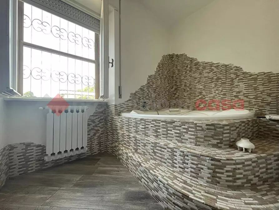 Immagine 18 di Villa in vendita  in Via PONTINA, 148 a Terracina