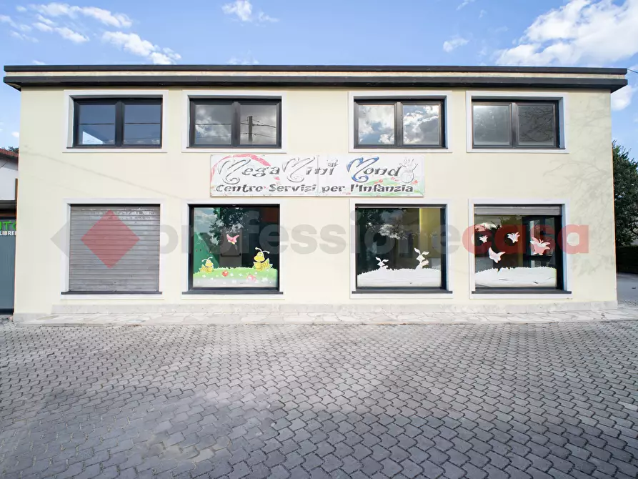 Immagine 14 di Attività commerciale in vendita  in Via Osteria della Fontana, 11 a Anagni