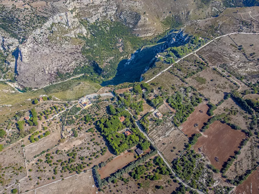 Immagine 14 di Terreno agricolo in vendita  in Via Cava Grande, 1 a Avola