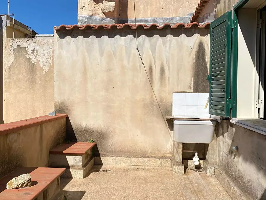 Immagine 19 di Casa indipendente in vendita  in Via ROSOLINO PILO, 24 a Pachino