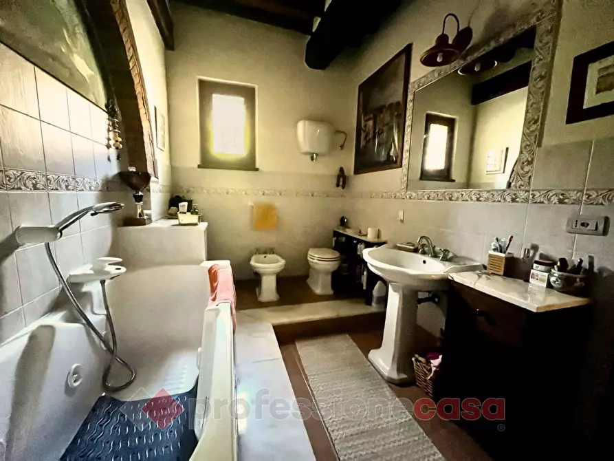 Immagine 12 di Casa indipendente in vendita  in Via Bonazzoli Secondo a Castiglione Del Lago