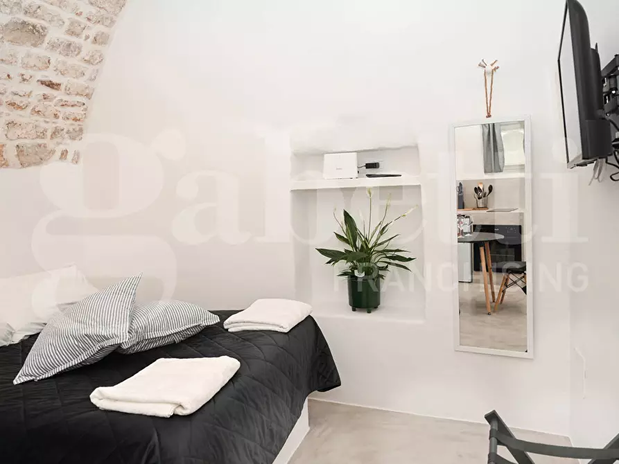 Immagine 27 di Casa indipendente in vendita  in Via Piccinni a Ostuni