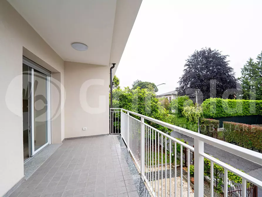 Immagine 12 di Appartamento in vendita  in Via Machiavelli, 18 a Lesmo