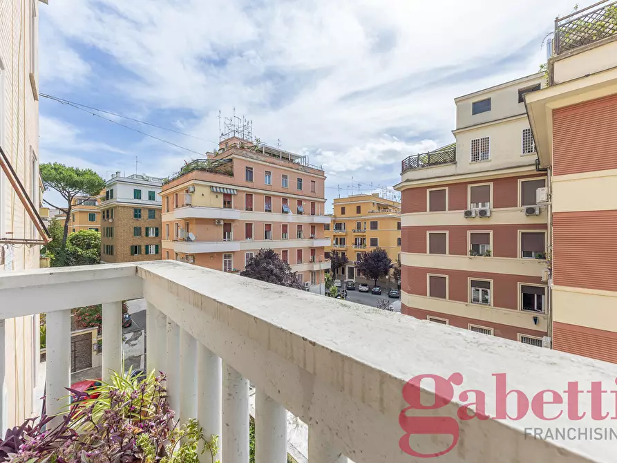 Immagine 40 di Appartamento in vendita  in Via Giacomo Barzellotti, 3 a Roma