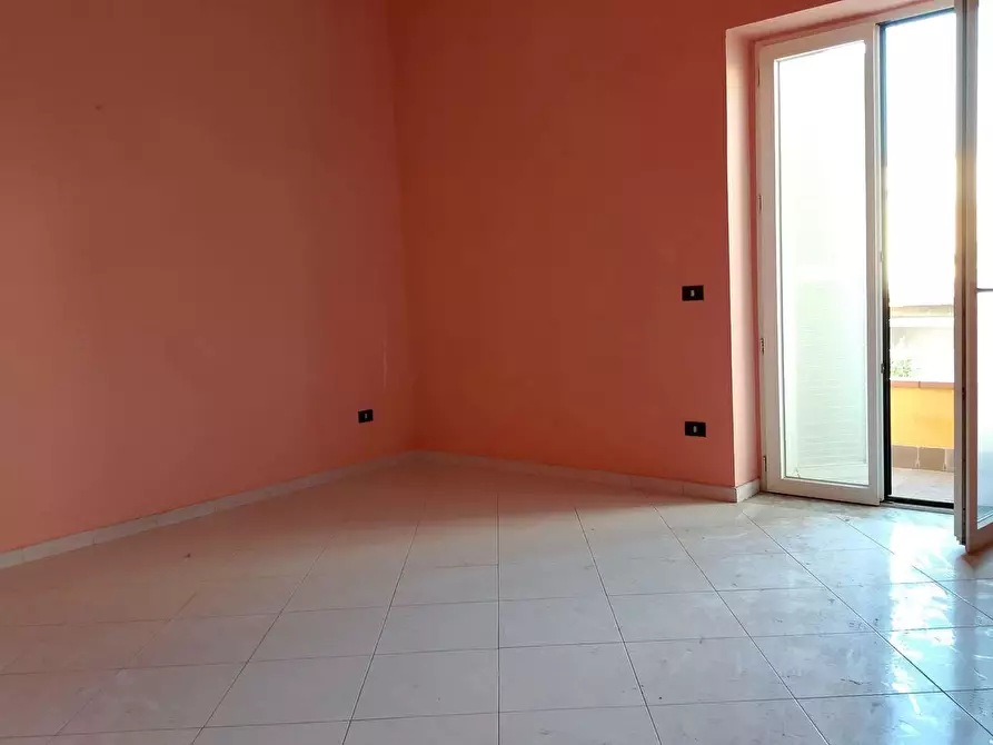 Immagine 13 di Casa indipendente in vendita  in Via Trento a Mondragone