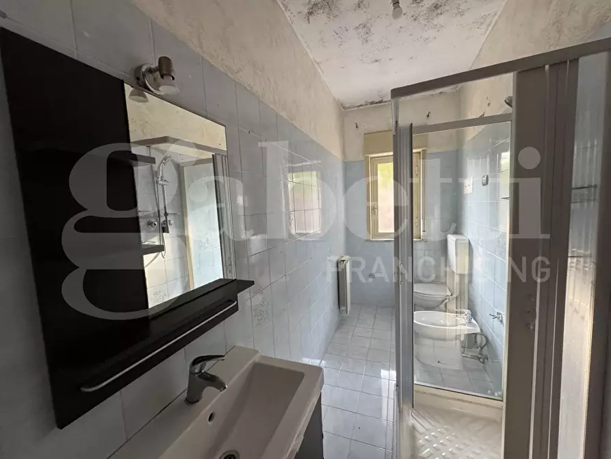 Immagine 11 di Appartamento in vendita  in Via Firenze, 24 a Saponara