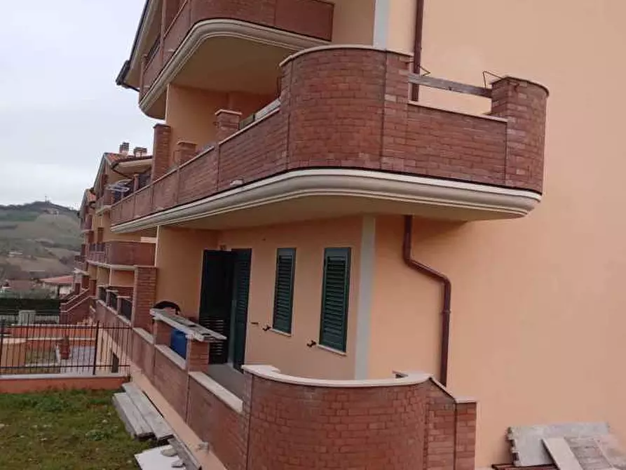 Immagine 5 di Villetta a schiera in vendita  in Via della Madonna, 0 a Campli