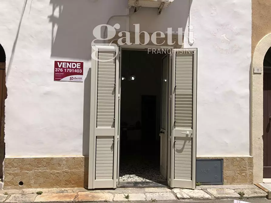 Immagine 1 di Casa indipendente in vendita  in Via Vanini a Galatone