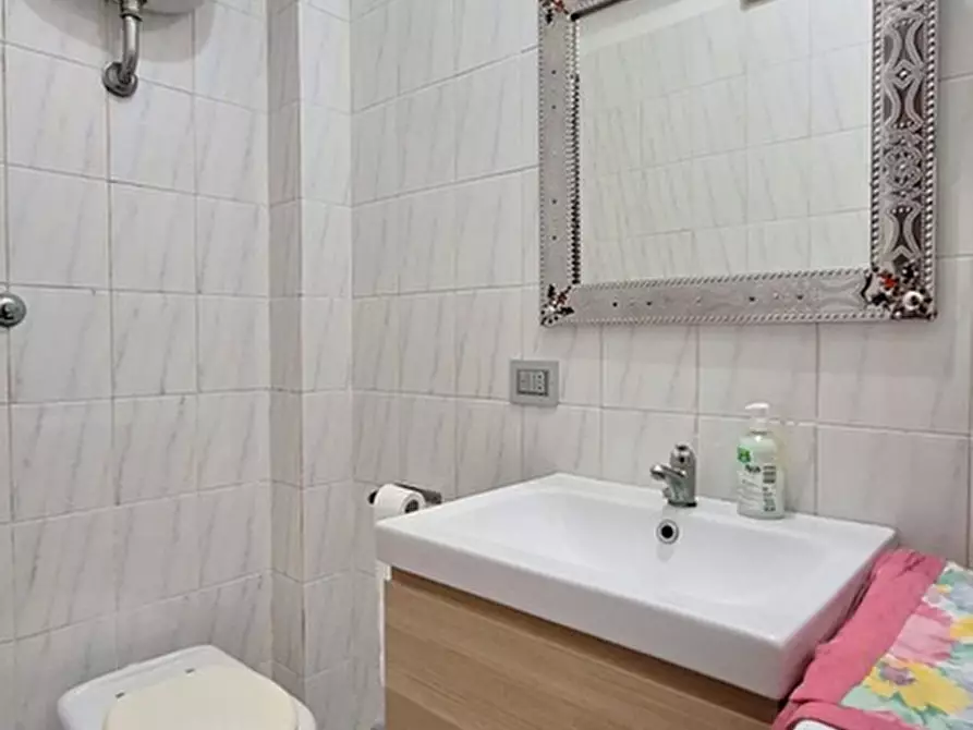 Immagine 19 di Appartamento in vendita  in Via Napoli a Casalnuovo Di Napoli