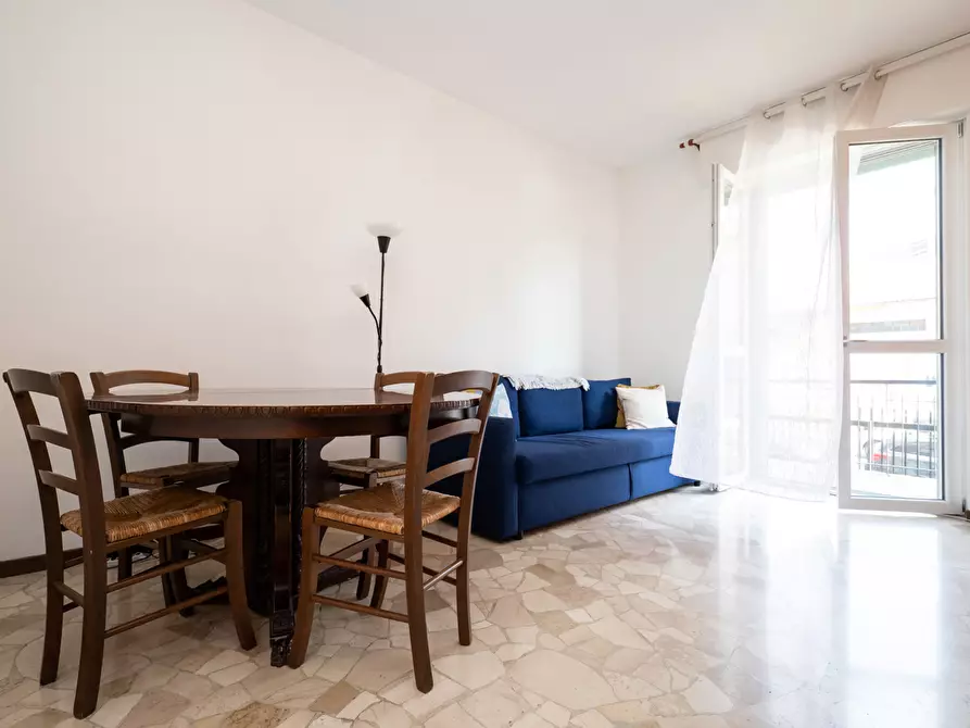 Immagine 11 di Appartamento in vendita  in Via Pier Candido Decembrio, 3 a Milano