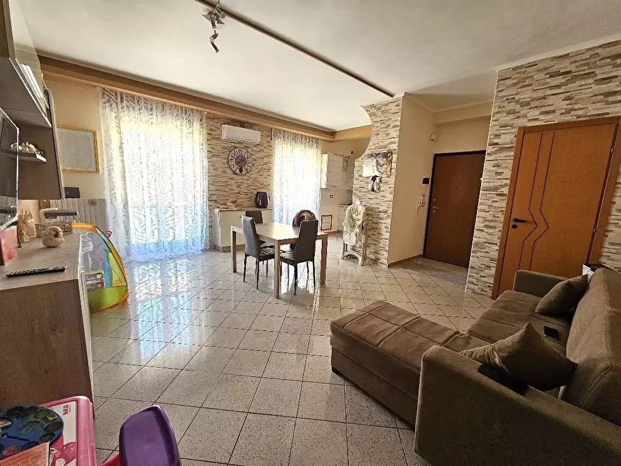 Immagine 2 di Appartamento in vendita  in Corso Leone Mucci a San Severo