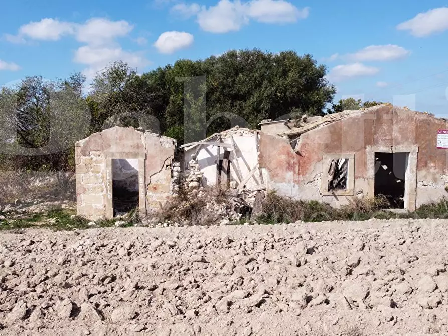 Immagine 11 di Rustico / casale in vendita  in Contrada Burgio, . a Noto