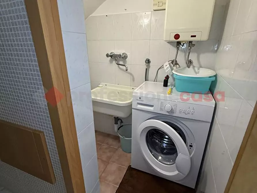 Immagine 9 di Casa indipendente in vendita  in Via Ravenna, 22 a Ostuni