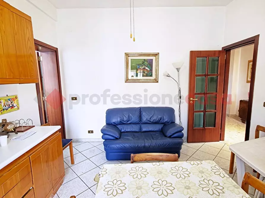 Immagine 15 di Appartamento in vendita  in Via GIUSSO a Bari