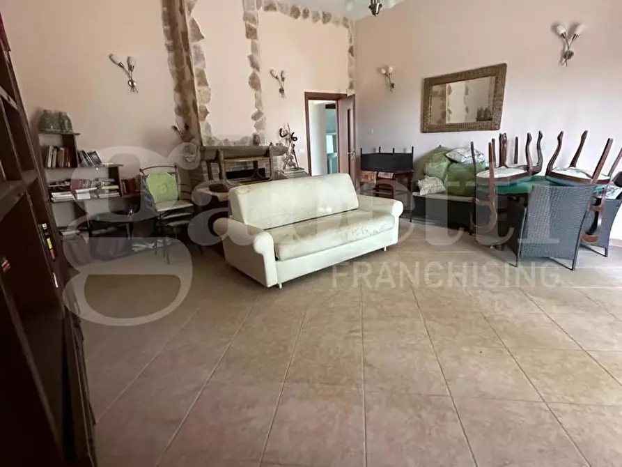 Immagine 25 di Villa in vendita  in Contrada Padolecchia, sn a Ostuni