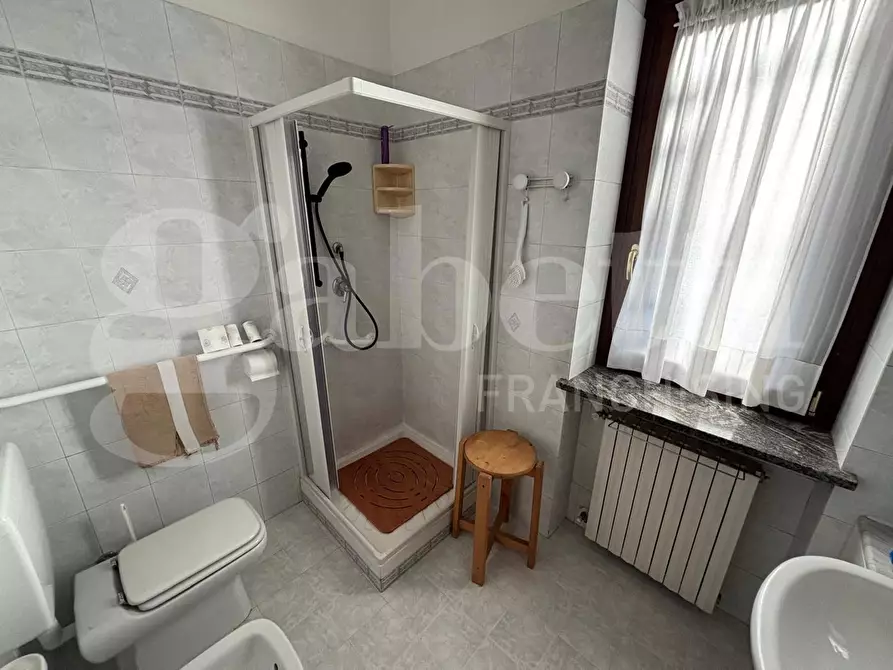 Immagine 8 di Villa in vendita  in Via Bellini a Orbassano