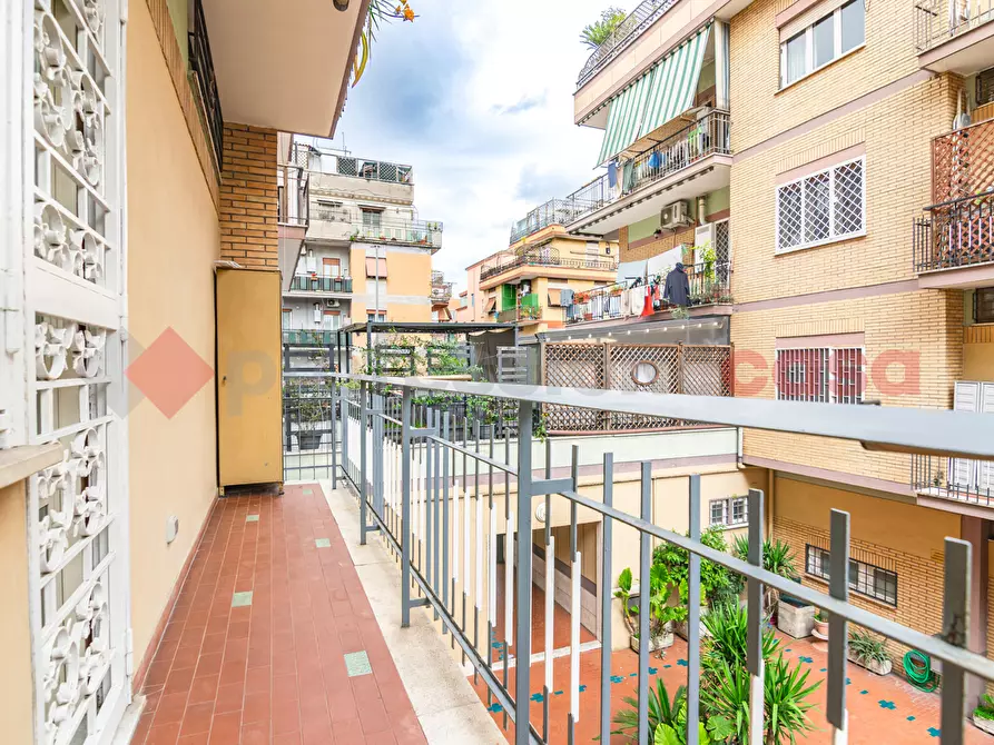 Immagine 10 di Appartamento in vendita  in Via dei Giunchi, 21/A a Roma