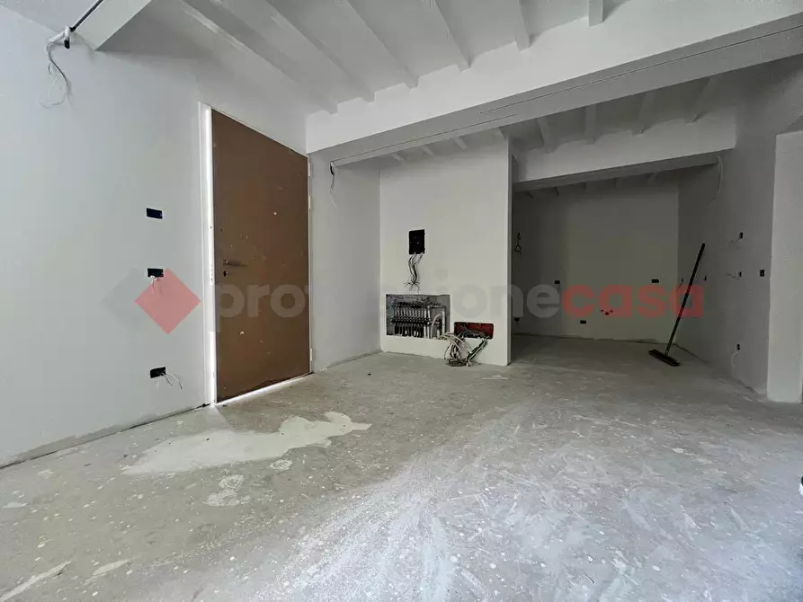 Immagine 8 di Appartamento in vendita  in Via ripa a Casalgrande