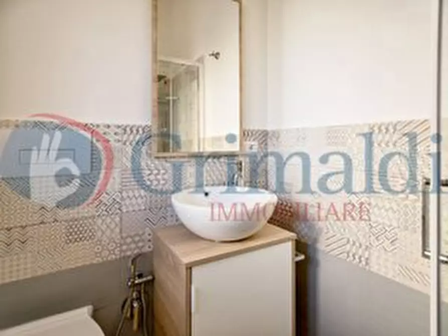 Immagine 23 di Appartamento in vendita  in Via dei Prati Fiscali a Roma