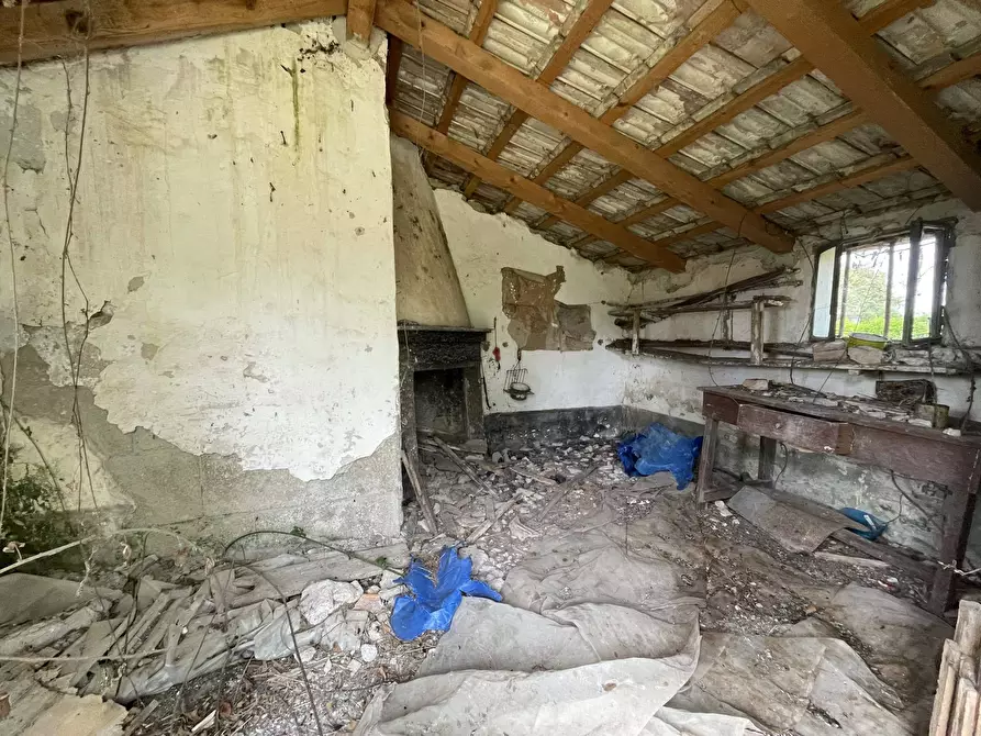 Immagine 7 di Rustico / casale in vendita  in Via SUGARELLE, 5 a Fondi